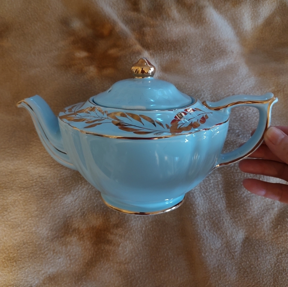 Sadler England Luxurious Sky Blue Ceramic and Gold Teapot Signed